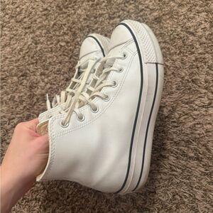 Converse Chuck Taylor Sneakers